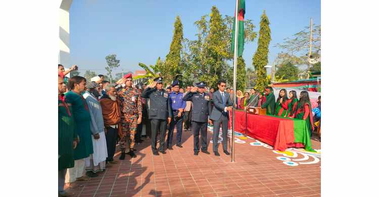 টুঙ্গিপাড়ায় উৎযাপিত হলো মহান বিজয় দিবস