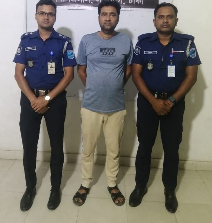 ১ বছরের সাজাপ্রাপ্ত আসামি মোঃ আনসার আলী গ্রেপ্তার